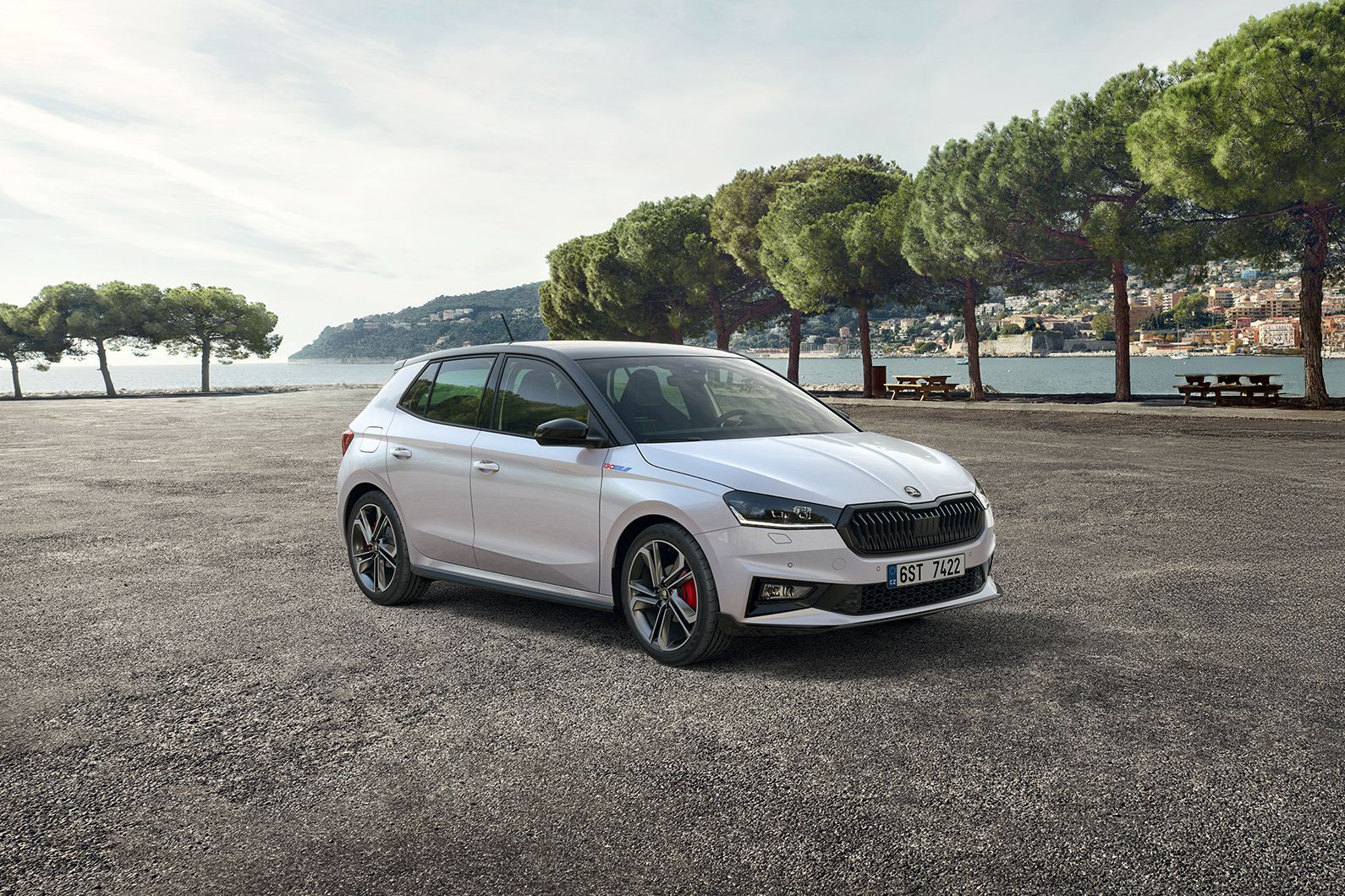 Škoda Fabia 130 von schräg vorne 